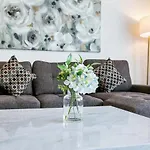 Hosteeva Canal Luxury Condos