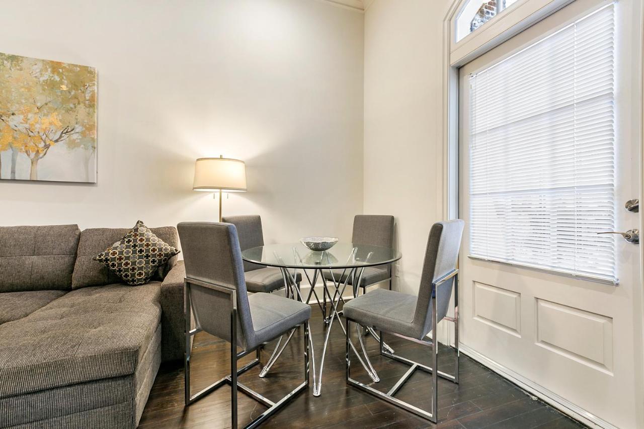 Apartment Hosteeva Canal Luxury