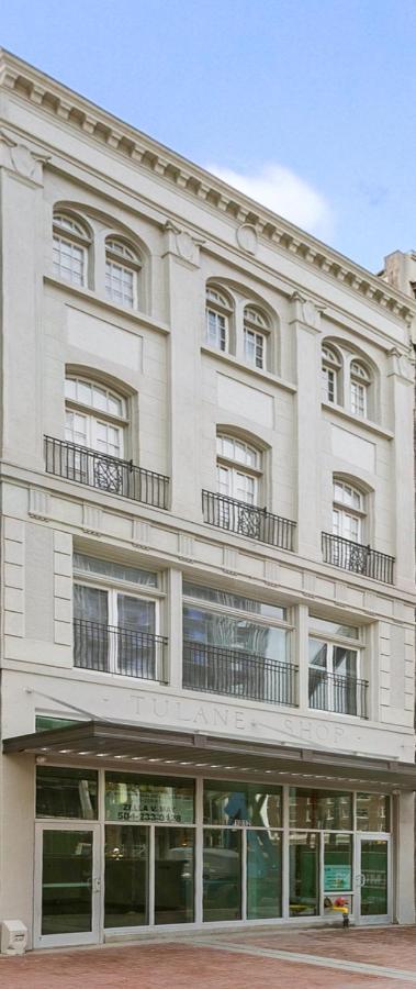Hosteeva Canal Luxury Apartment